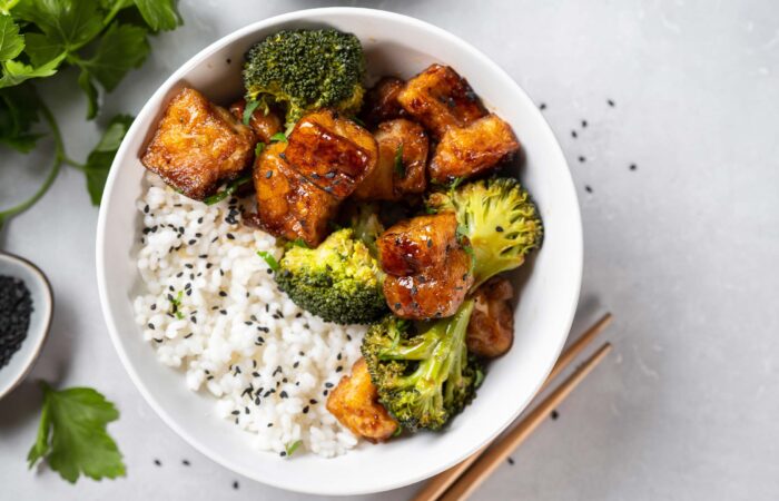 Reis mit Brokoli und Fleisch nach dem Training